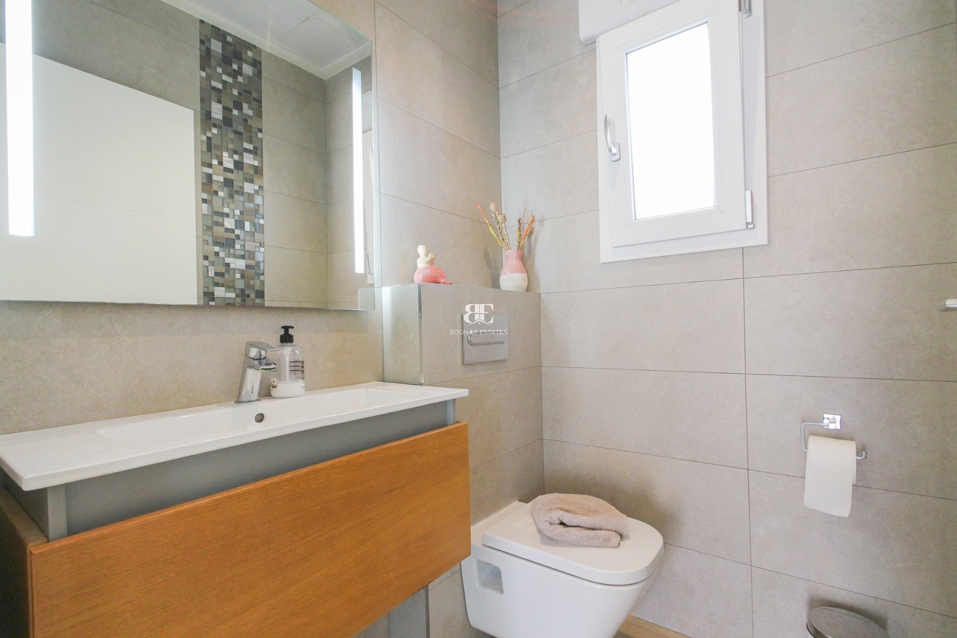 Resale - Villa -
Torrevieja - Aguas Nuevas