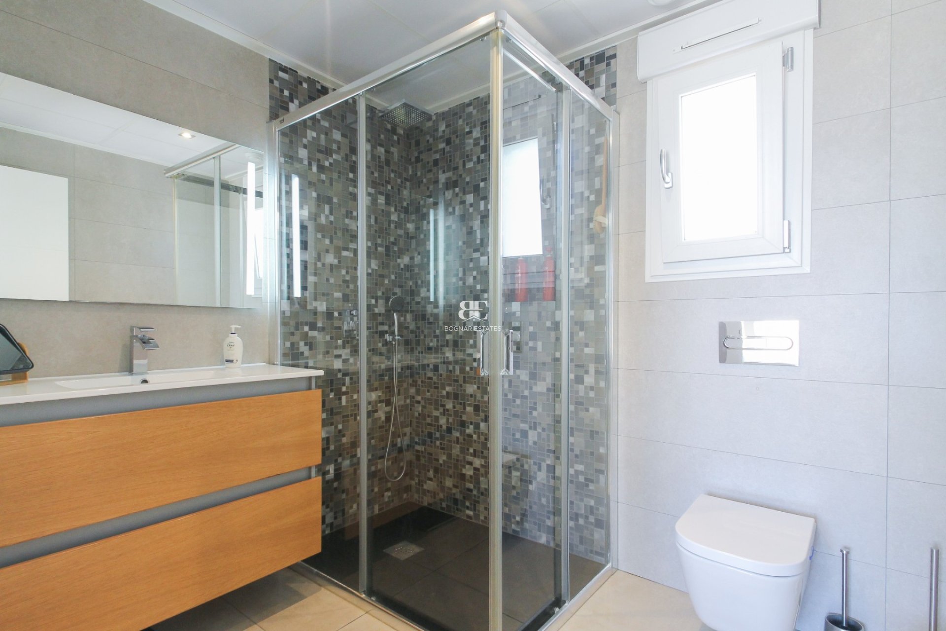 Resale - Villa -
Torrevieja - Aguas Nuevas