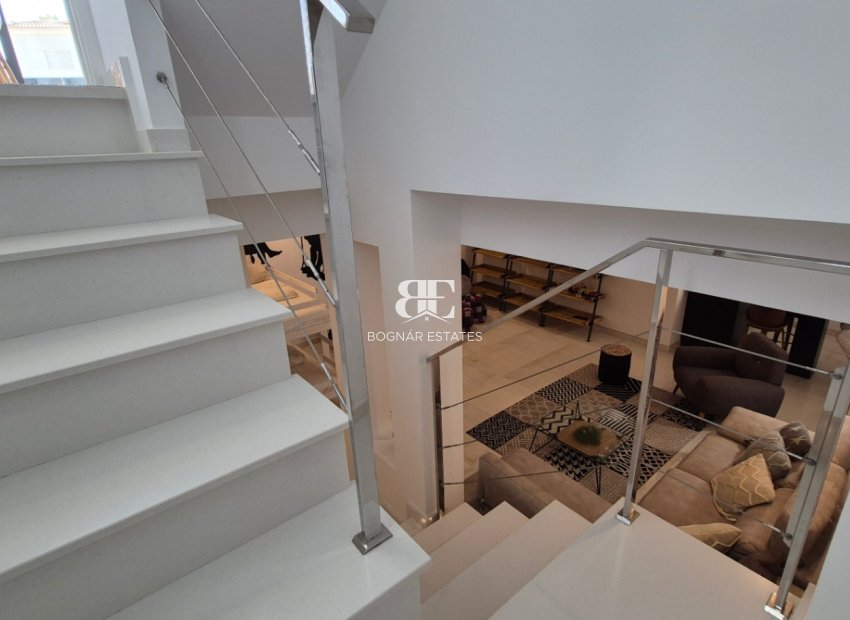 Resale - Villa -
Torrevieja - Costa Blanca Sur