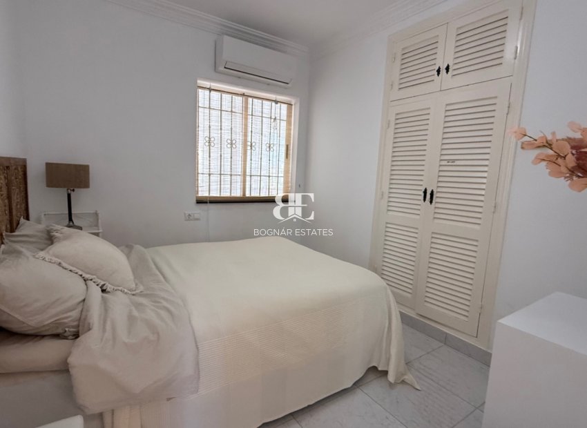 Resale - Villa -
Torrevieja - Costa Blanca Sur