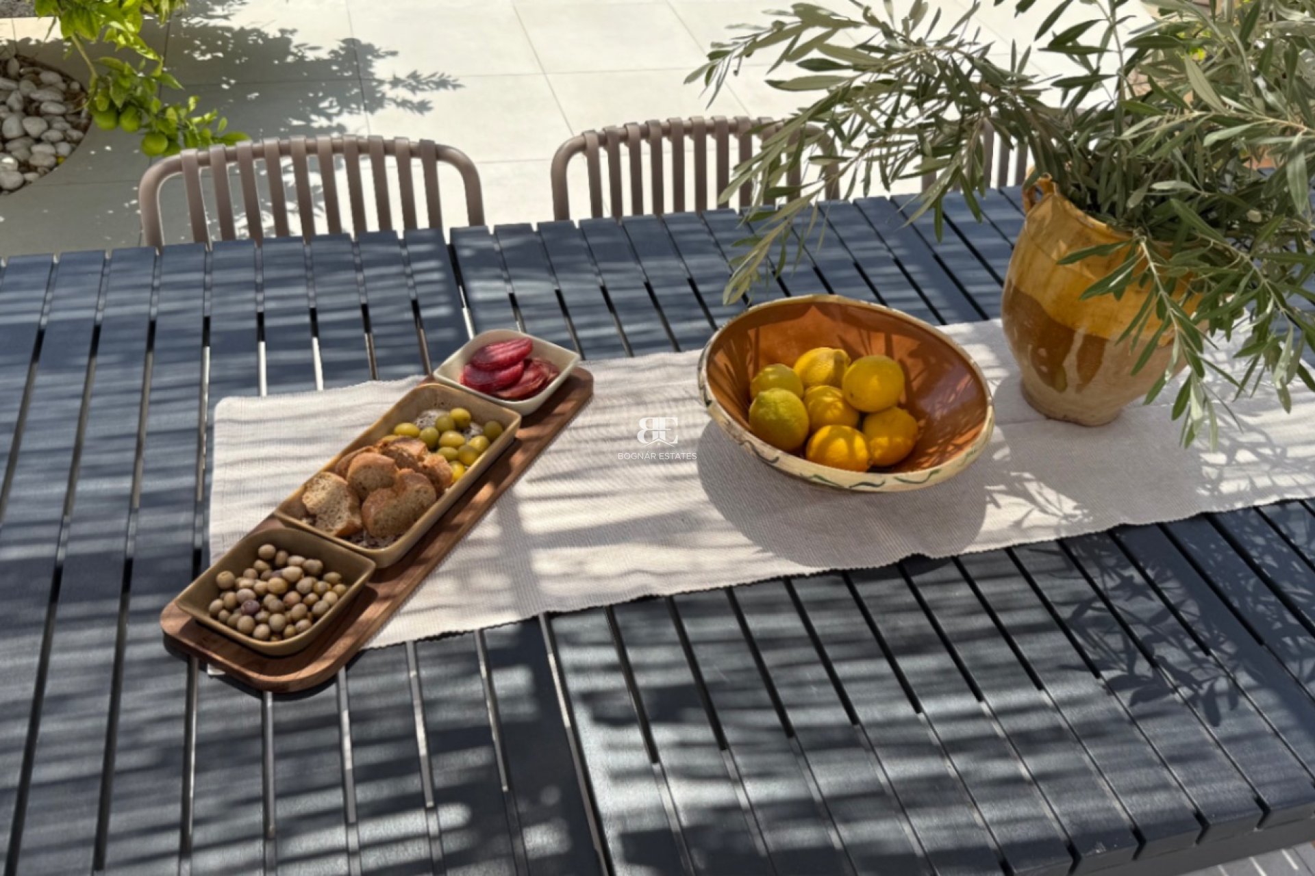 Resale - Villa -
Torrevieja - Costa Blanca Sur