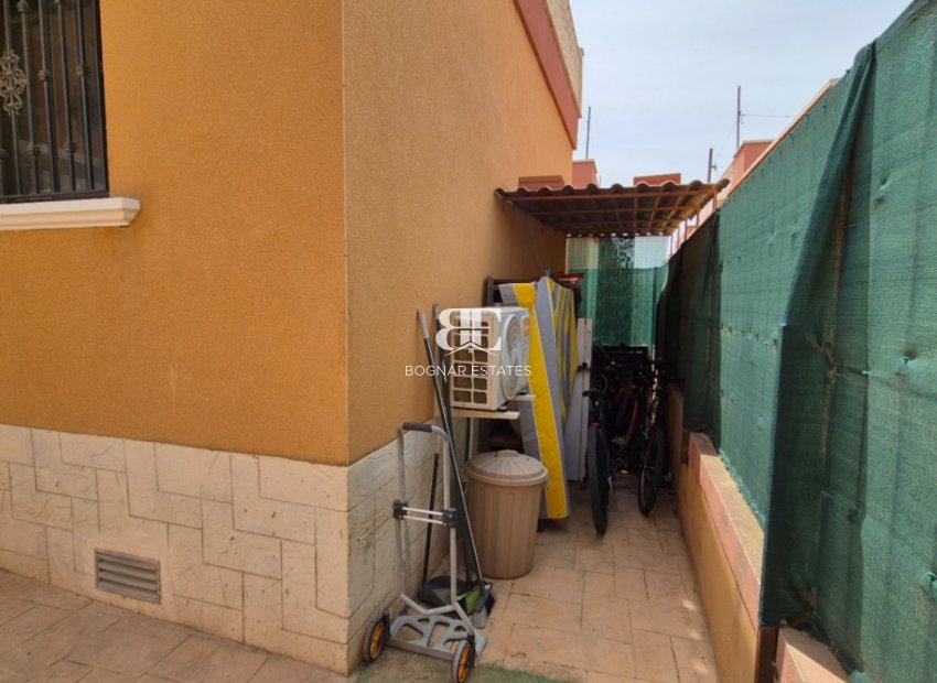 Resale - Villa -
Torrevieja - Costa Blanca