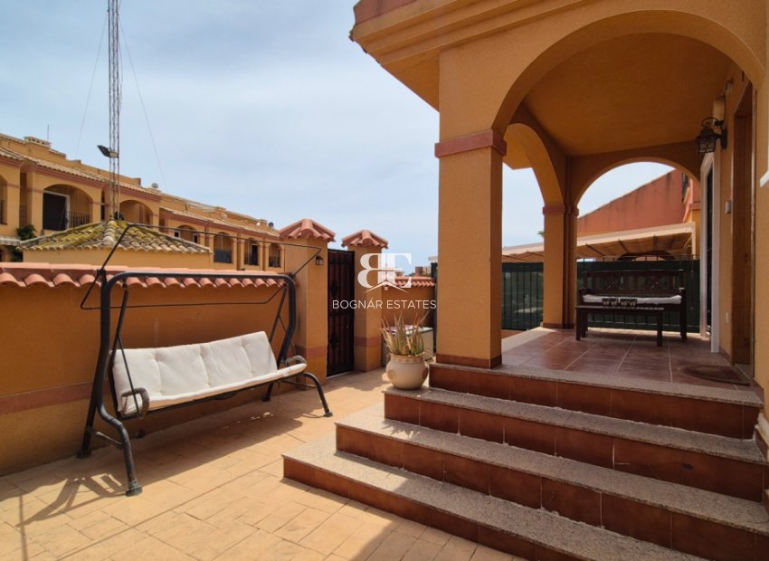 Resale - Villa -
Torrevieja - Costa Blanca