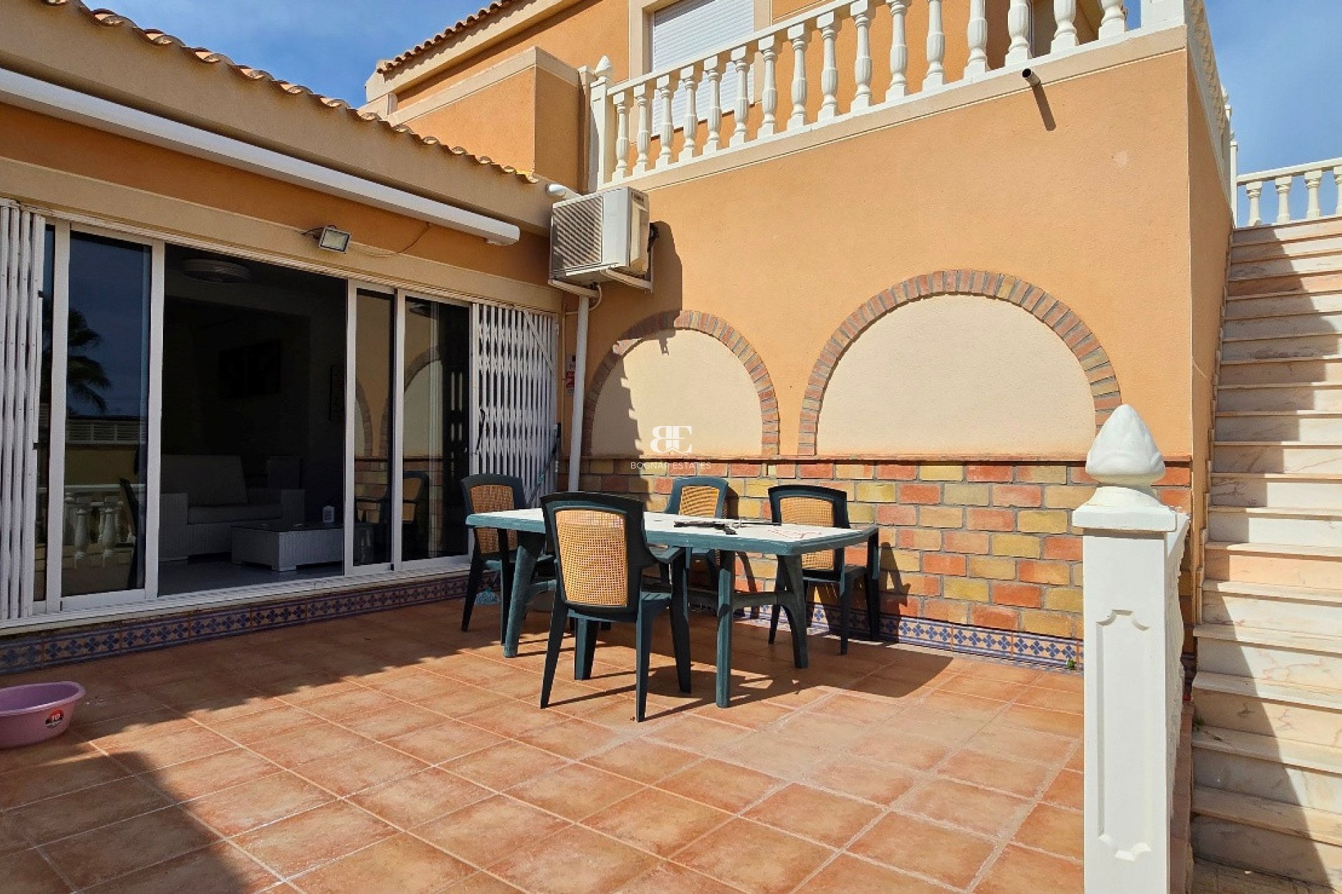 Resale - Villa -
Torrevieja - El Chaparral
