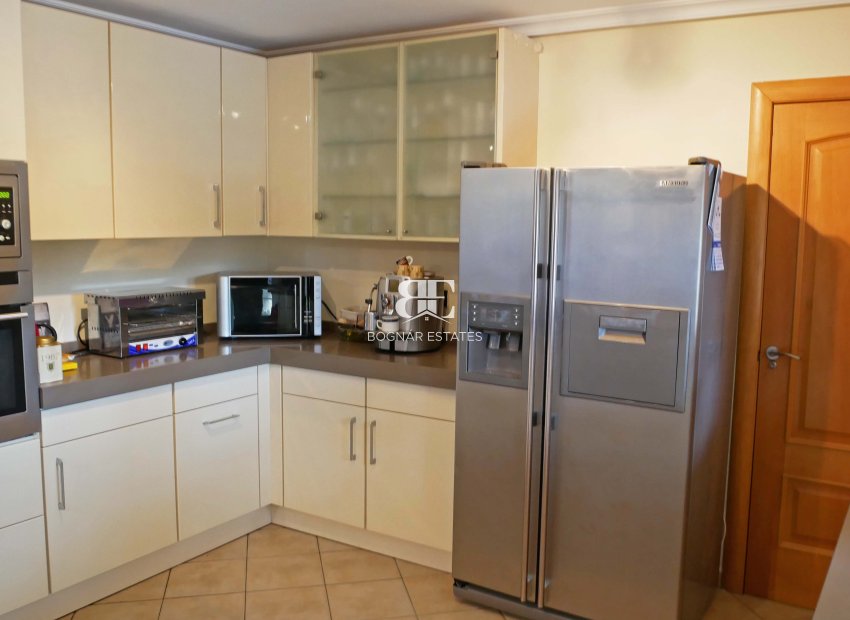 Resale - Villa -
Torrevieja - El Chaparral