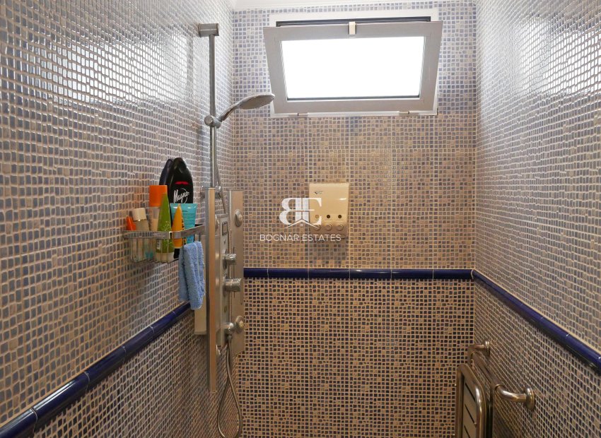 Resale - Villa -
Torrevieja - El Chaparral