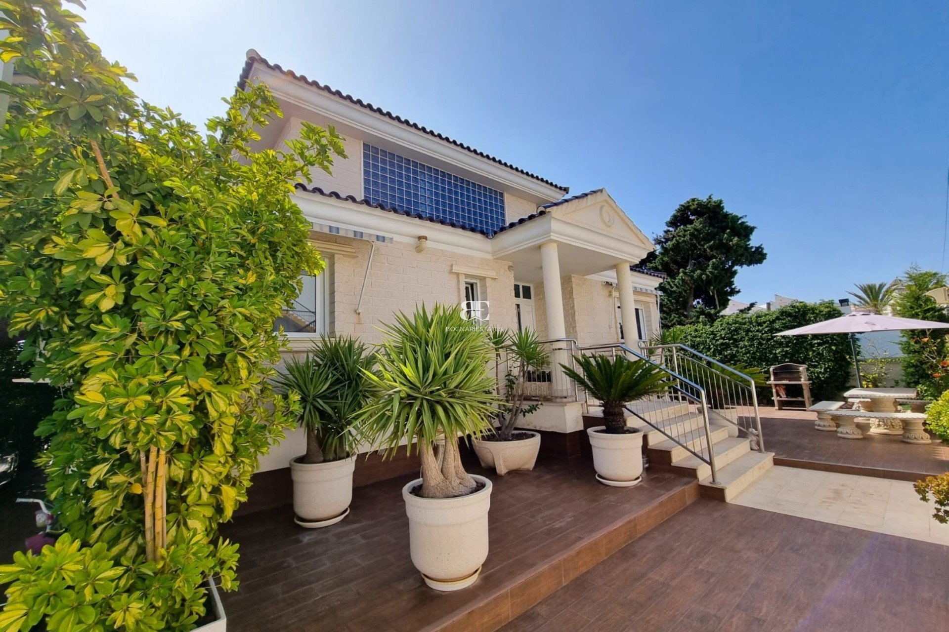 Resale - Villa -
Torrevieja - La Mata