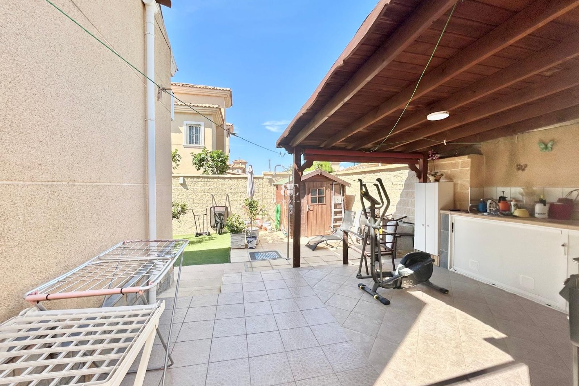 Resale - Villa -
Torrevieja - La Siesta