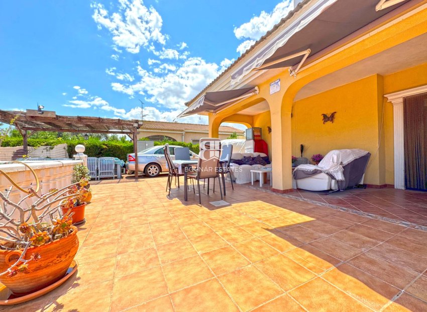 Resale - Villa -
Torrevieja - Los Balcones - Los Altos del Edén