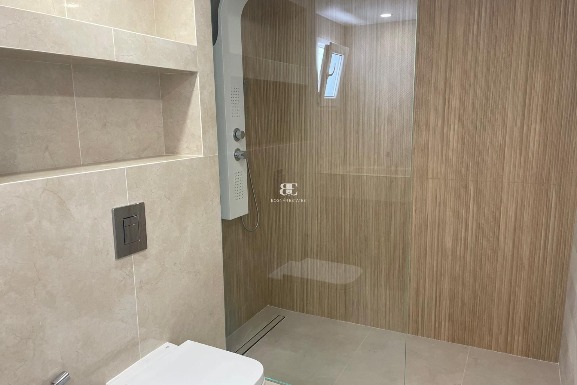 Resale - Villa -
Torrevieja - Los Balcones