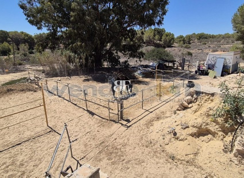 Resale - Villa -
Torrevieja - Los Balcones
