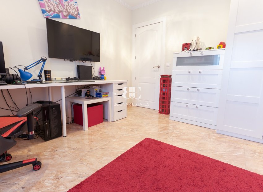 Resale - Villa -
Torrevieja - Los Balcones