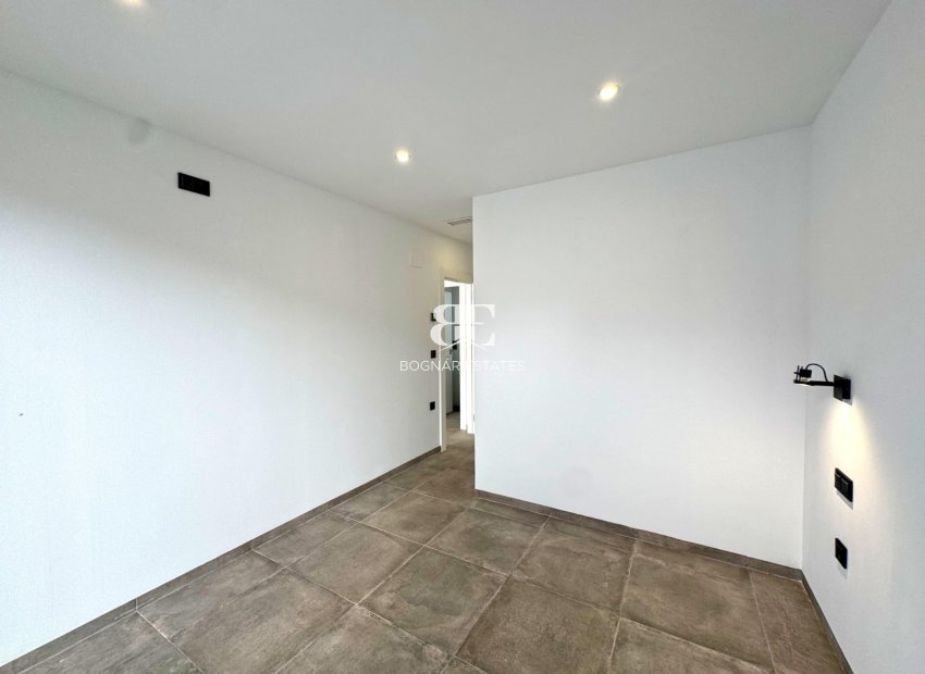 Resale - Villa -
Torrevieja - Los Balcones