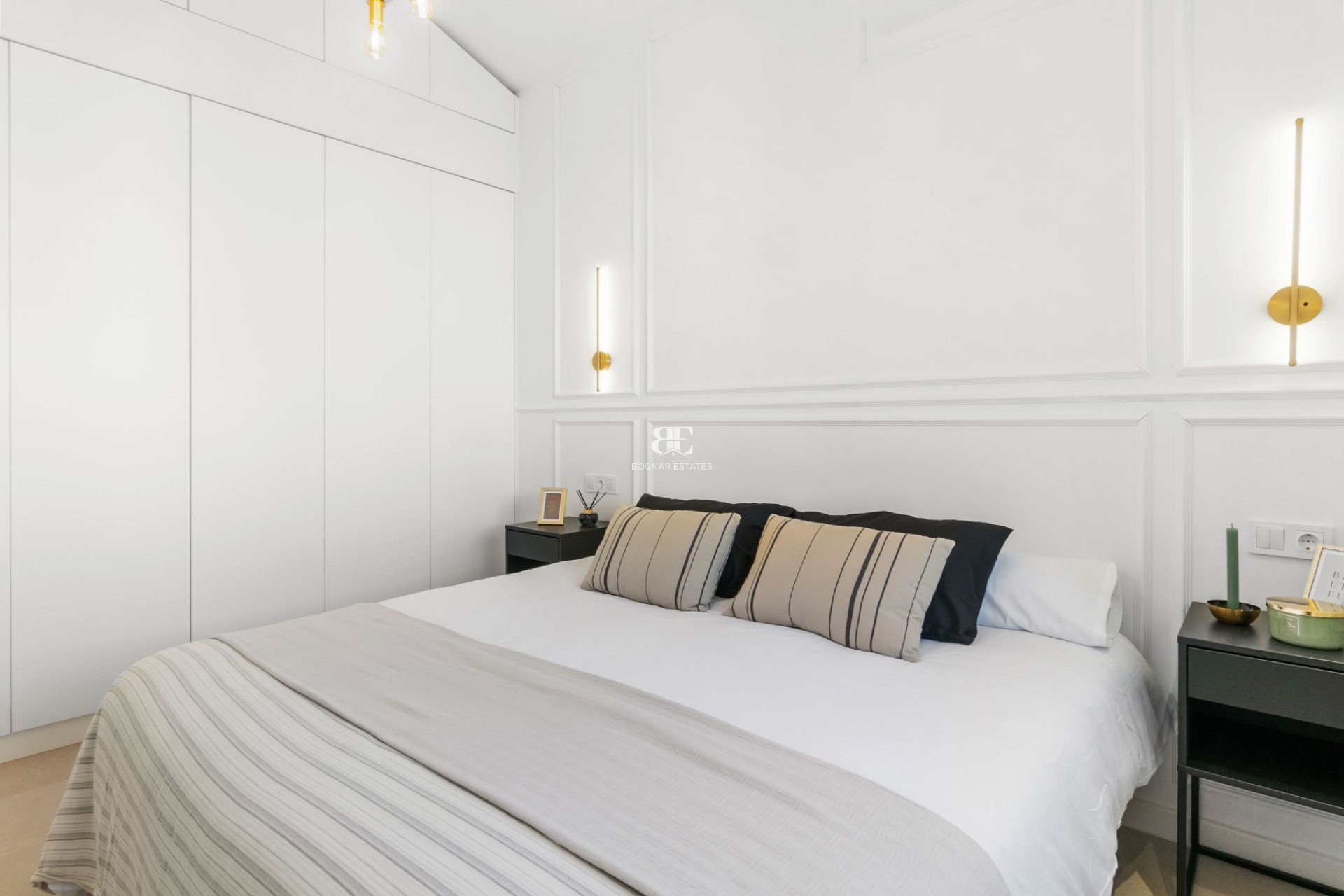 Resale - Villa -
Torrevieja - San Luis