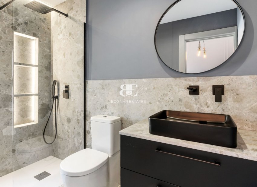 Resale - Villa -
Torrevieja - San Luis