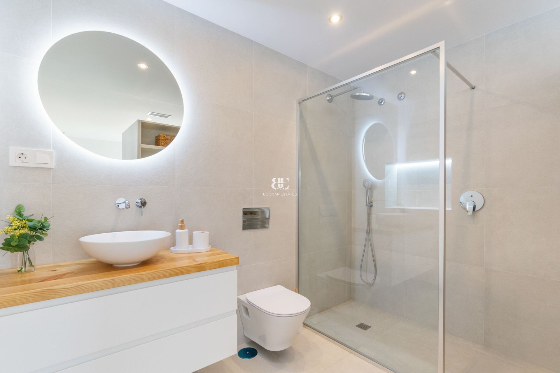 Resale - Villa -
Torrevieja - Torreta Florida