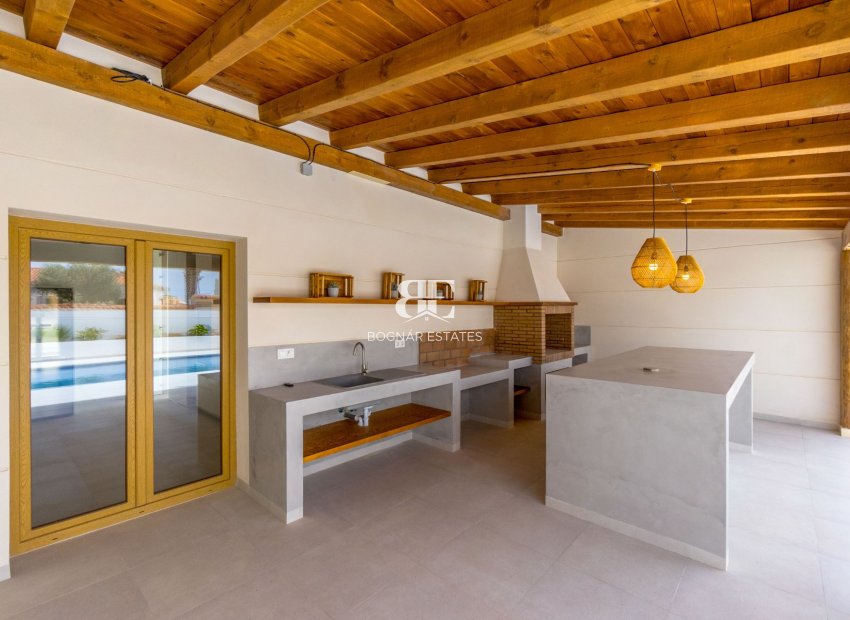 Resale - Villa -
Torrevieja - Torreta Florida