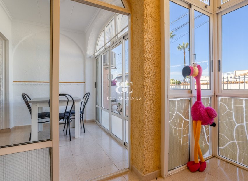 Resale - Villa -
Torrevieja - Urbanización San Luis