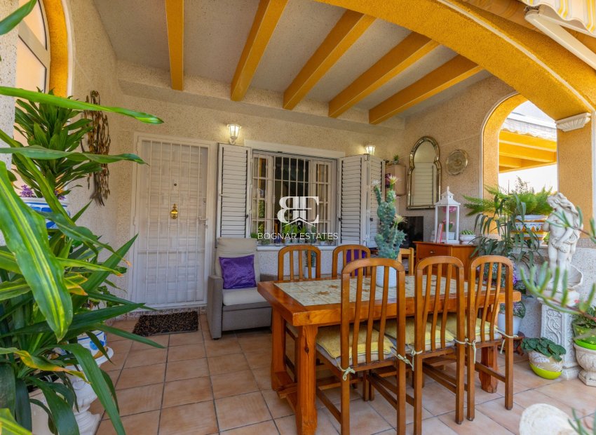 Resale - Villa -
Torrevieja - Zona los Frutales