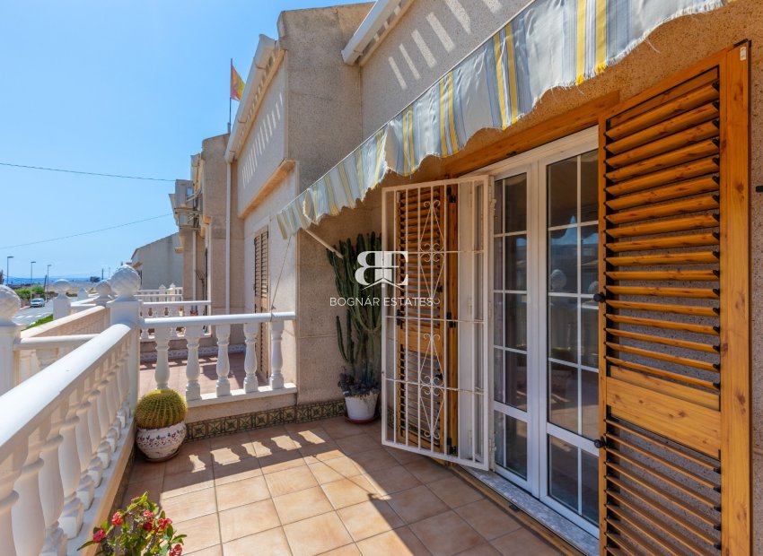 Resale - Villa -
Torrevieja - Zona los Frutales