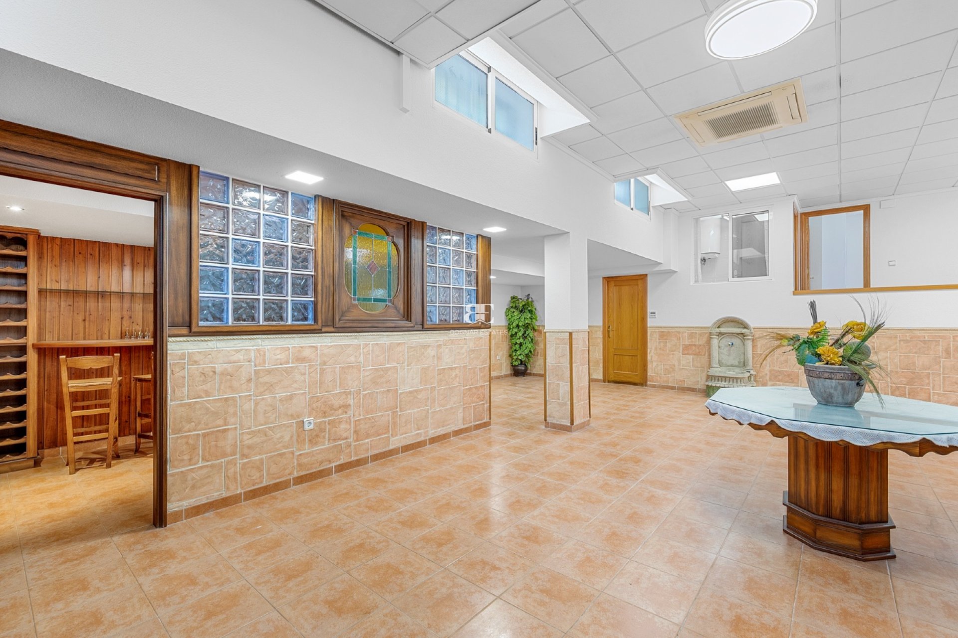 Resale - Villa -
Torrevieja