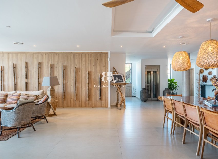 Resale - Villa -
Villajoyosa - Montiboli