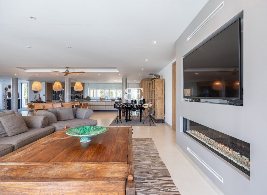 Resale - Villa -
Villajoyosa - Montiboli