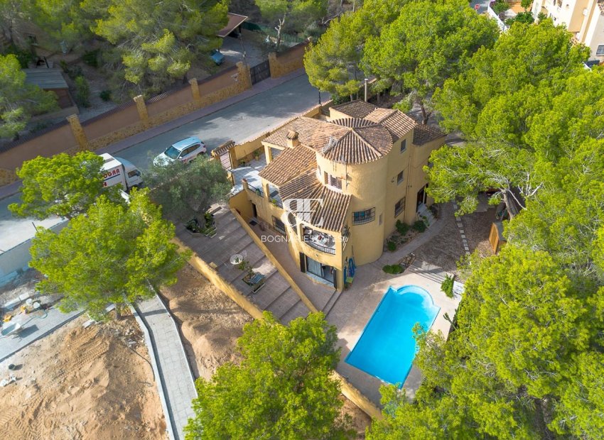 Resale - Villa -
Villamartín - Las Filipinas