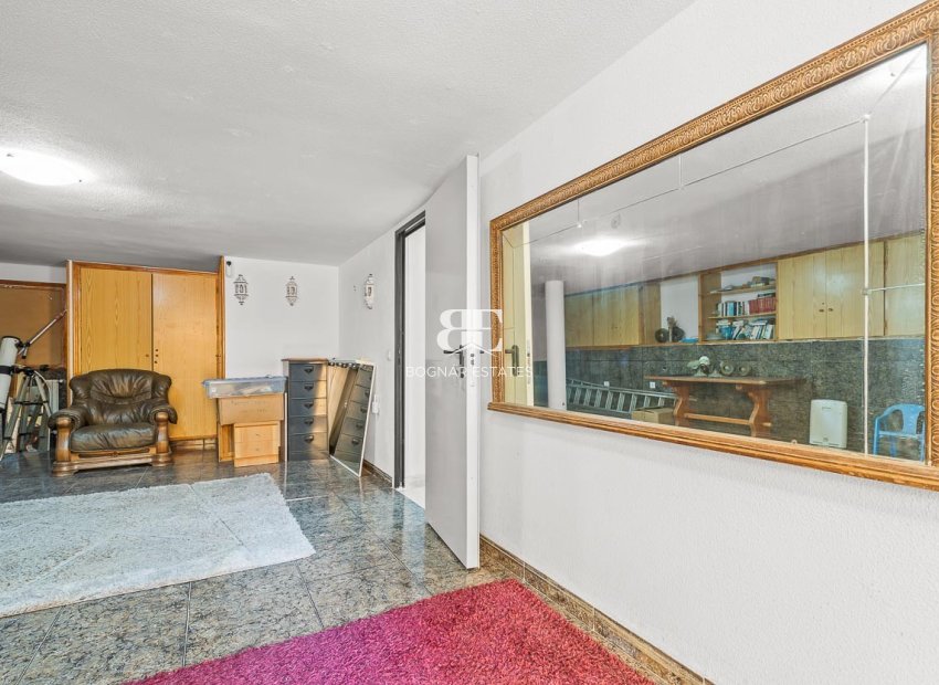 Resale - Villa -
Villamartín - Las Filipinas