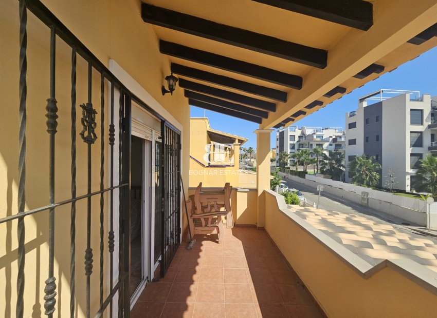Resale - Villa -
Villamartín - Lomas del Golf