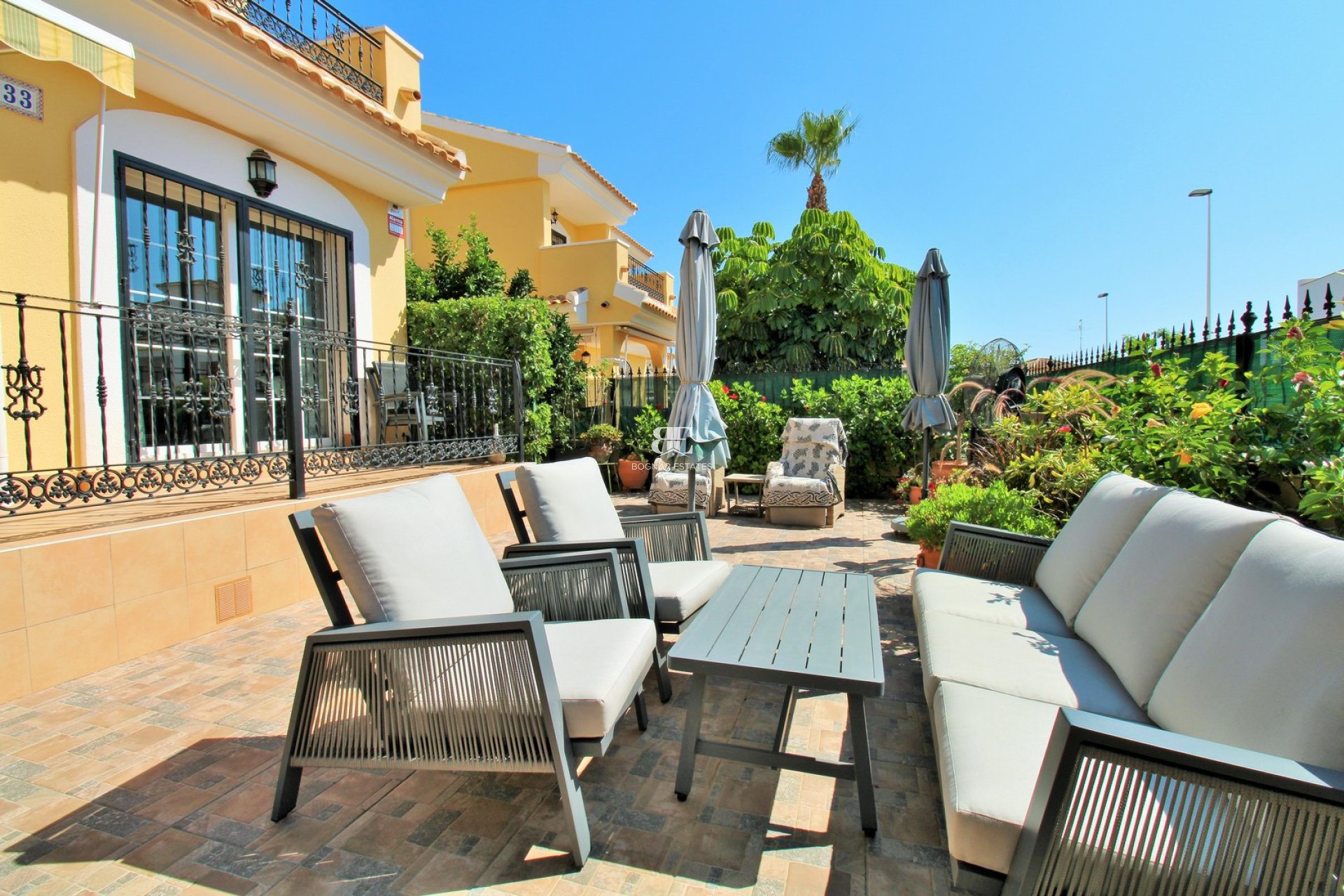 Resale - Villa -
Villamartín - Los Dolses