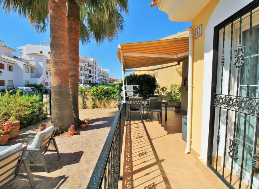 Resale - Villa -
Villamartín - Los Dolses