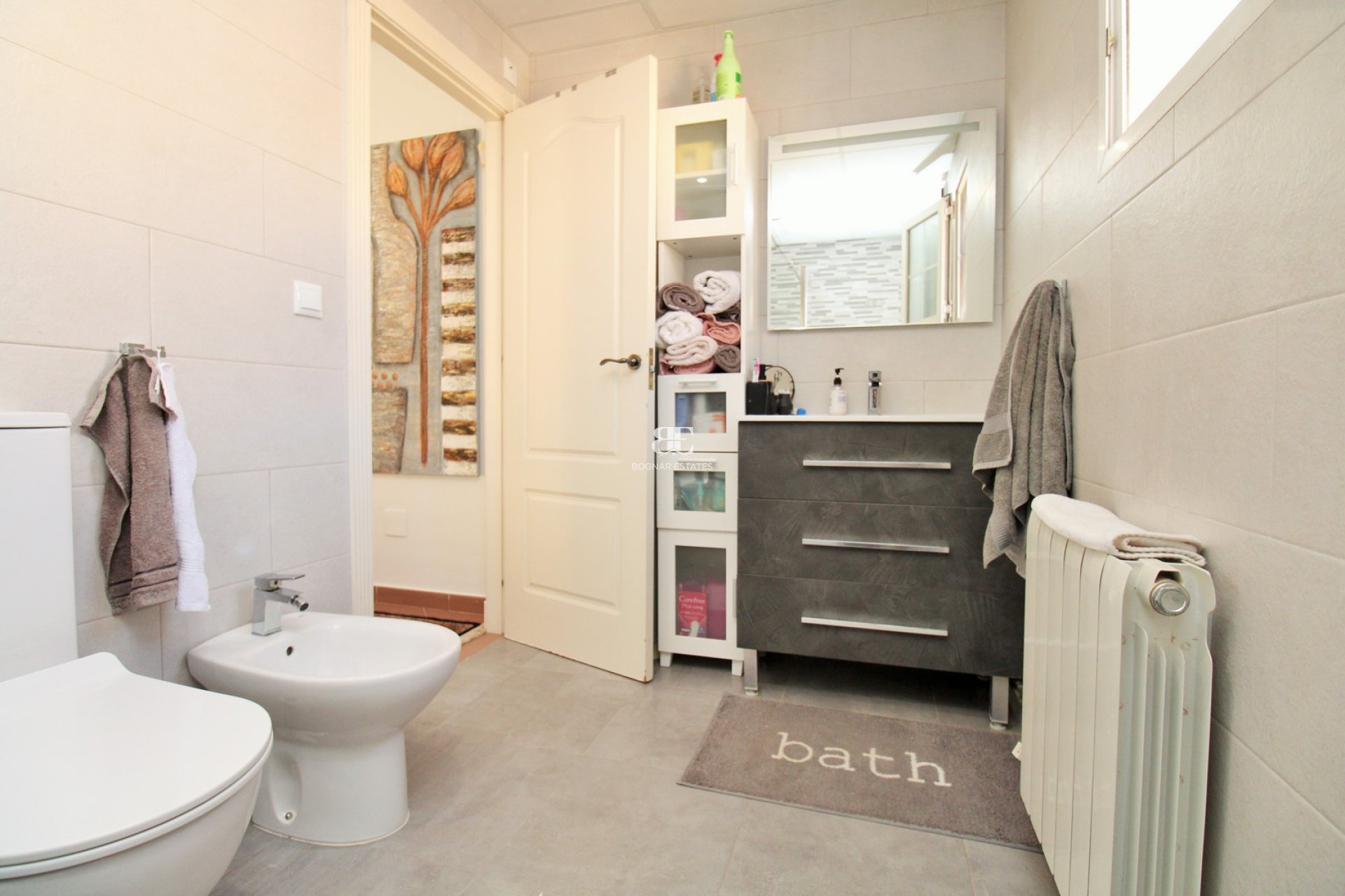 Resale - Villa -
Villamartín - Los Dolses