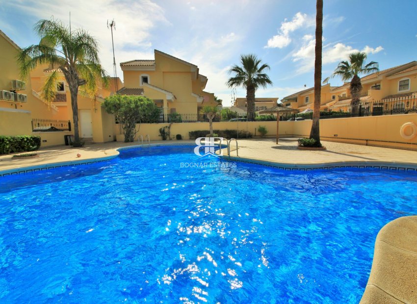 Resale - Villa -
Villamartín - Los Dolses