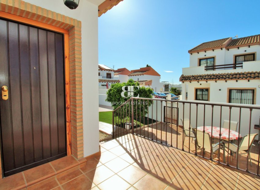 Resale - Villa -
Villamartín - PAU 8