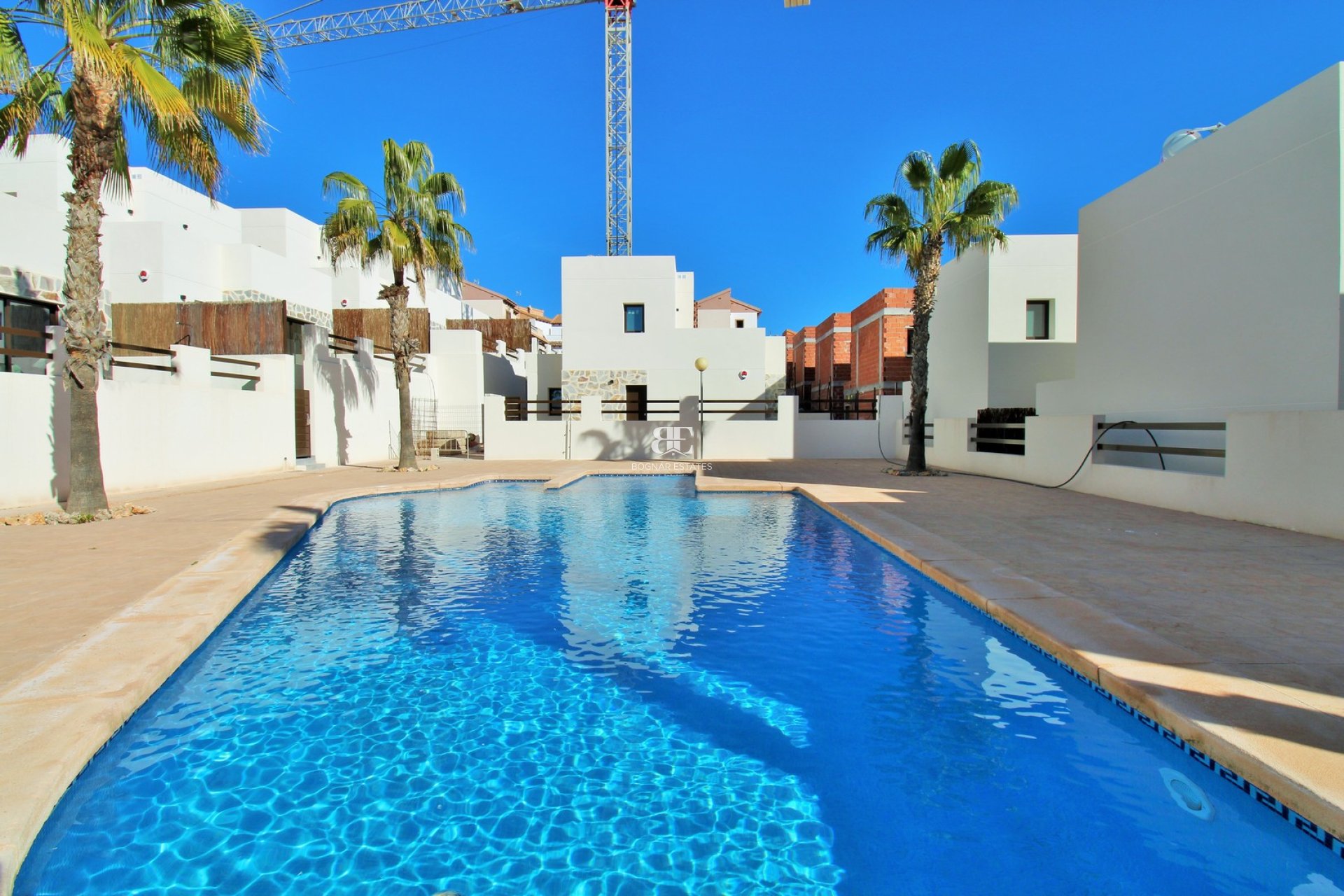Resale - Villa -
Villamartín - PAU 8