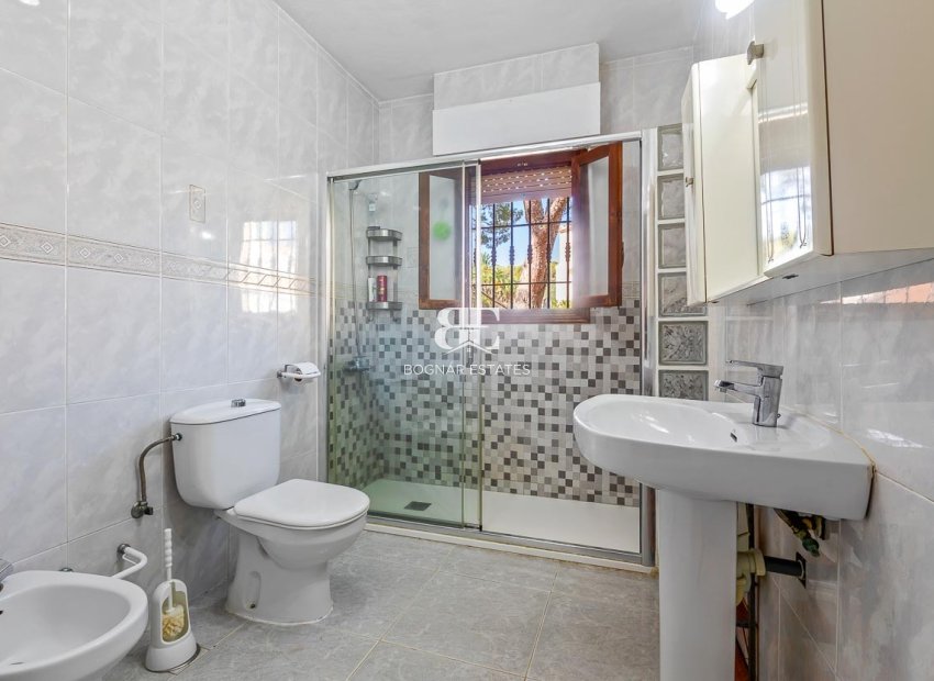 Resale - Villa -
Villamartín - Res. Las Filipinas