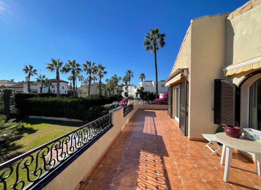 Resale - Villa -
Villamartín