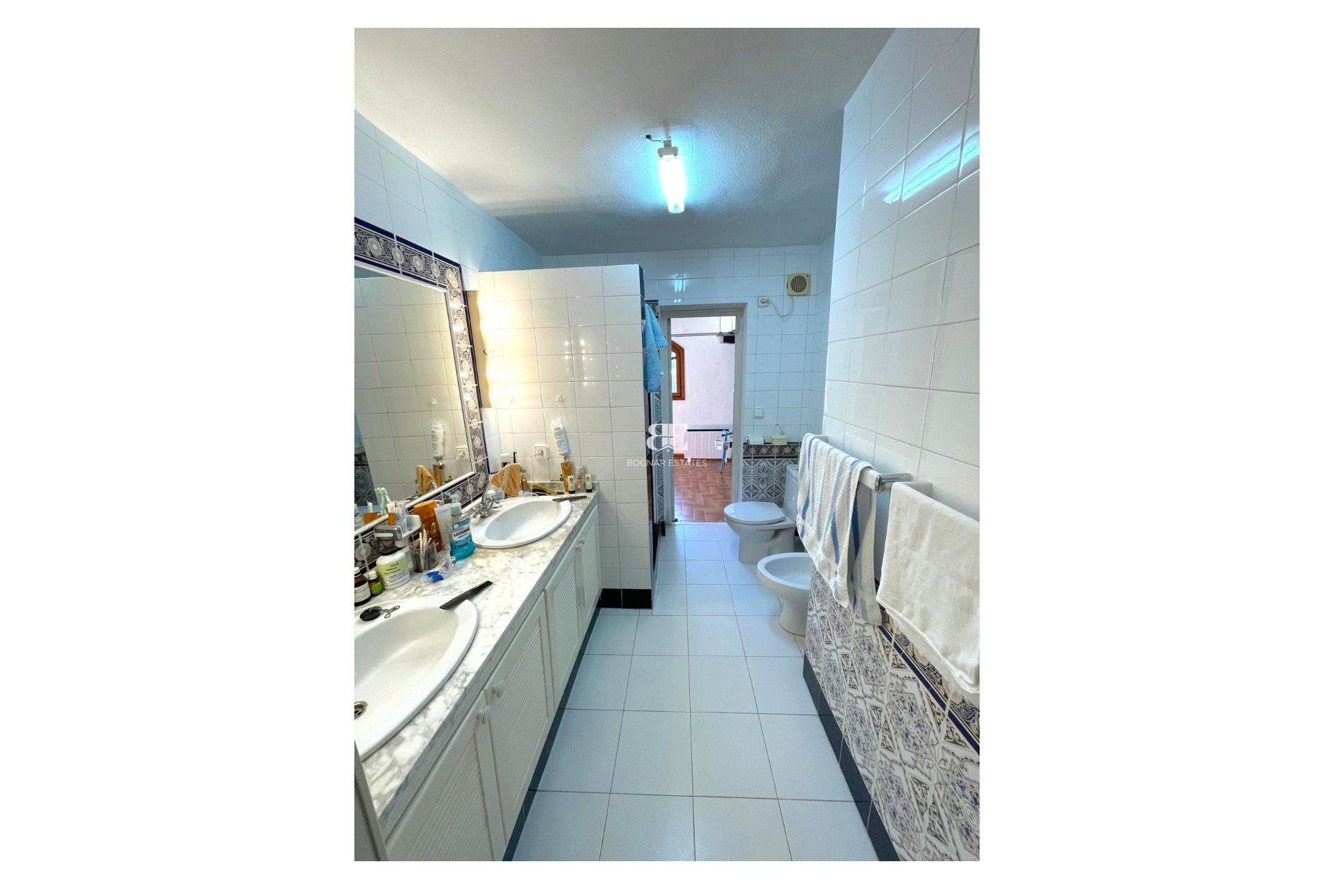 Resale - Villa -
Villamartín