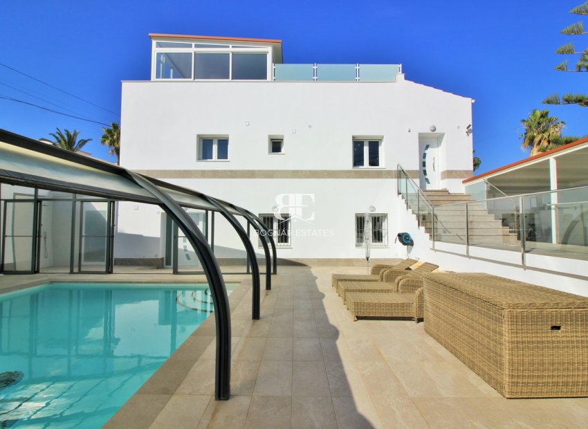 Resale - Villa -
Villamartín