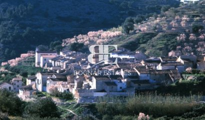 Stadthaus - Wiederverkauf - Bolulla -
                Center