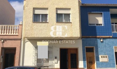 Stadthaus - Wiederverkauf - Los Narejos -
                Los Narejos