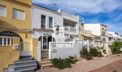 Stadthaus - Wiederverkauf - Torrevieja - La Siesta