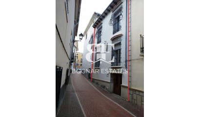 Townhouse - Resale - Almudaina -
                Almudaina