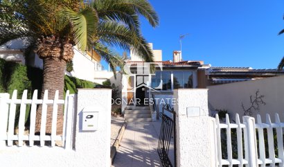 Townhouse - Resale - Ciudad Quesada -
                Altos de Quesada