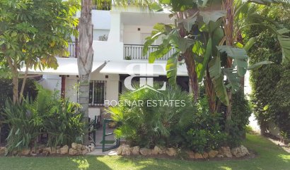 Townhouse - Resale - Marbella - Los Naranjos de Marbella