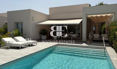 Villa - Herverkoop -
                Algorfa - MM-52582