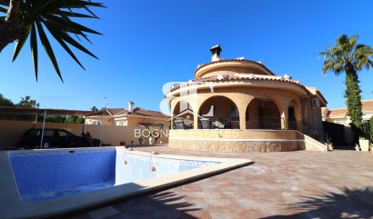 Villa - Herverkoop - Benijofar -
                Monte Azul