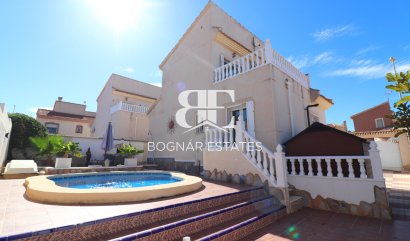 Villa - Herverkoop - Benimar -
                Benimar