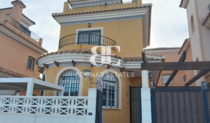 Villa - Herverkoop - Los Montesinos -
                La Herrada